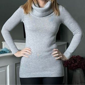 GAP SWEATER SIZE MEDIUM